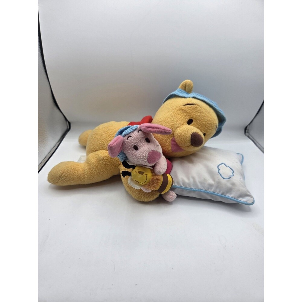 Vintage Fisher Price SOOTHER Winnie The Pooh Piglet Sing me to sleep 13” Tested